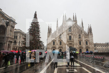 2021-12-08 - L’albero di Natale in Piazza Duomo - FESTA DELL'IMMACOLATA A MILANO - NEWS - CHRONICLE