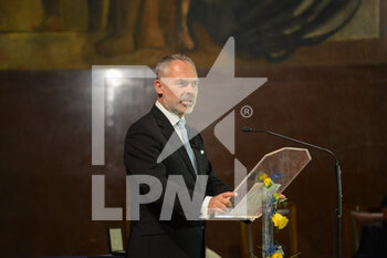 2021-12-06 - Jan Björklund, Ambassador of Sweden to Italy - AWARD CEREMONY OF THE MEDAL AND THE NOBEL PRIZE 2021 DIPLOMA TO PROFESSOR GIORGIO PARISI - NEWS - CULTURE
