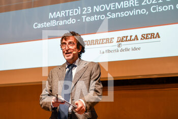 2021-11-23 - Massimo Fracaro (Responsabile editoriale L’Economia del Corriere della Sera) - VIAGGIO NELL’ ITALIA DEL PNRR E DELLA TRANSIZIONE - REPORTAGE - ECONOMY