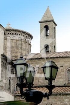 2021-11-28 - Taranto, Cathedral with its bell tower, - TARANTO, SEASIDE TOWN - REPORTAGE - PLACES