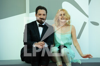 2021-09-03 - Pablo Larrain and Kristen Stewart attend the red carpet of the movie 