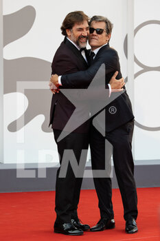 2021-09-03 - Josh Brolin and Javier Bardem attend the red carpet of the movie 