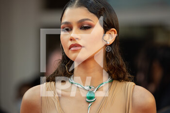 2021-09-03 - Zendaya attends the red carpet of the movie 
