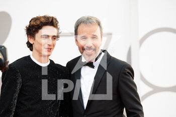 2021-09-03 - Timothée Chalamet and Denis Villeneuve attends the red carpet of the movie 