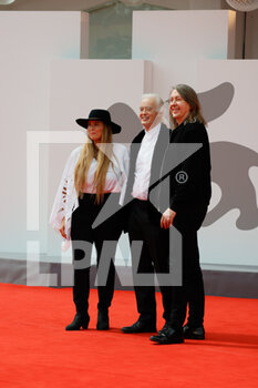 2021-09-04 - Allison McGourty, Jimmy Page and director Bernard MacMahon attend the red carpet of the movie 