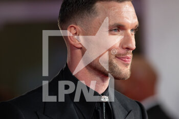2021-09-05 - Ed Skrein attends the red carpet of the movie 