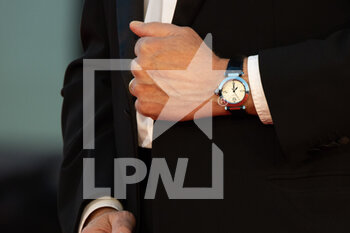 2021-09-05 - Carlo Verdone (detail watch Cartier) attends the red carpet of the 