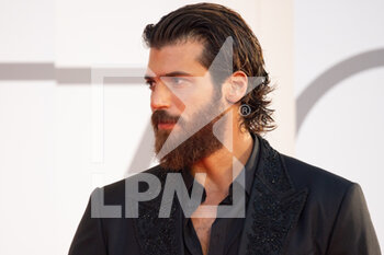 2021-09-05 - Can Yaman attends the red carpet of the 