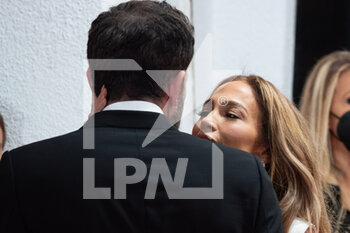 2021-09-10 - Ben Affleck and Jennifer Lopez attend the red carpet of the movie 