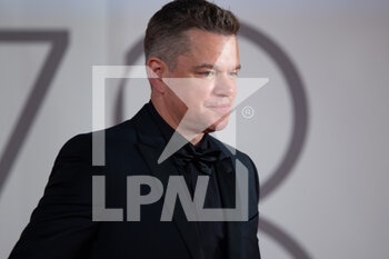 2021-09-10 - Matt Damon attends the red carpet of the movie 