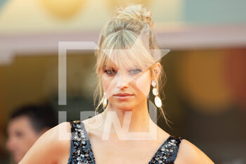 2021-09-10 - Nadine Leopold attends the red carpet of the movie 