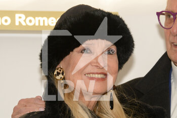 2021-12-07 - Barbara Bouchet, actress - OPENING NIGHT OF THE RESTORED SISTINA THEATER AND THE PREMIèRE OF THE MUSICAL "MAMMAMIA!" - NEWS - VIP