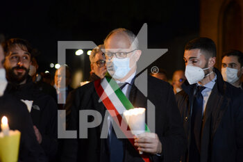 2022-02-25 - Roberto Gualtieri, Mayor of Rome - DEMONSTRATION FOR PEACE, AGAINST THE WAR IN UKRAINE, FROM THE CAPITOL TO THE COLOSSEUM - NEWS - CHRONICLE