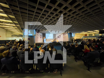 2022-04-10 - Public during the opening ceremony of 2022 edition of Vinitaly - 54TH EDITION OF VINITALY - INTERNATIONAL FAIR OF WINES IN VERONA - NEWS - EVENTS