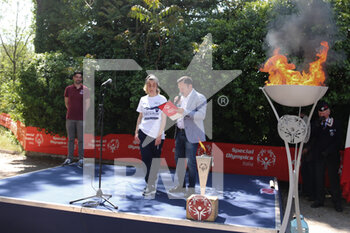 2022-05-11 - Valentina Pettinacci and Gianluca Nasi
Special Olympics event,
the passage of the Olympic flame in Terni.
then he will leave for Turin
 - EVENTO “TORCH RUN” SPECIAL OLYMPICS ITALIA E INTITOLAZIONE TARGA COMMEMORATIVA A EUNICE KENNEDY SHIVER - NEWS - EVENTS