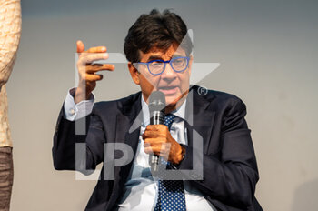 2022-07-04 - Luca Pancalli (President of the CIP Italian Paralympic Committee) - LUCA PANCALLI RECEIVES THE OLYMPUS AWARD - NEWS - EVENTS