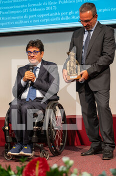 2022-07-04 - Luca Pancalli (President of the CIP Italian Paralympic Committee) and Giovanni Izzo Vice President of CIP Veneto - LUCA PANCALLI RECEIVES THE OLYMPUS AWARD - NEWS - EVENTS