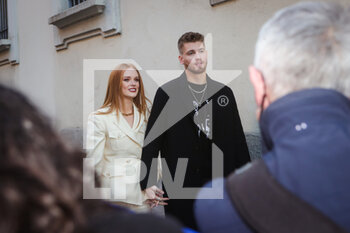 2022-02-23 - Abigail Cowen and Danny Griffin arriving at Alberta Ferretti fashion show during the Milan Fashion Week Fall/Winter 2022/2023 on February 23, 2022 in Milan, Italy. - ALBERTA FERRETTI - OUTSIDE CELEBRITY ARRIVALS - NEWS - FASHION