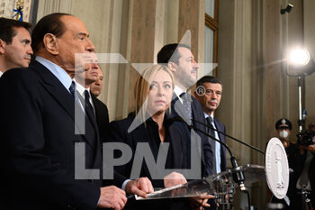 2022-10-21 - ROME, ITALY - OCTOBER 21: Silvio Berlusconi Giorgia Meloni and Matteo Salvini leaves the meeting with Italian President Sergio Mattarella during the first day of consultations at Quirinale Palace, on October 21, 2022 in Rome, Italy.
(Photo by Fabrizio Corradetti / LiveMedia) - ITALY QUIRINALE CONSULTATIONS FOR THE FORMATION OF A NEW GOVERNMENT DAY 2 - NEWS - POLITICS