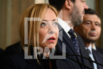 2022-10-21 - ROME, ITALY - OCTOBER 21: Giorgia Meloni leaves the meeting with Italian President Sergio Mattarella during the first day of consultations at Quirinale Palace, on October 21, 2022 in Rome, Italy.
(Photo by Fabrizio Corradetti / LiveMedia) - ITALY QUIRINALE CONSULTATIONS FOR THE FORMATION OF A NEW GOVERNMENT DAY 2 - NEWS - POLITICS