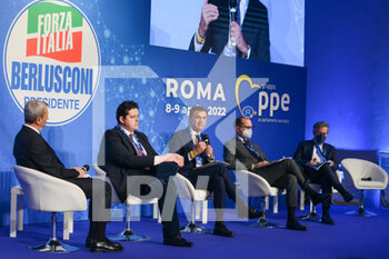 2022-04-08 - From left to right: Raffaele Nevi, Stefano Francia, Ettore Prandini, Massimiliano Giansanti, Francesco Battistoni - “L’ITALIA DEL FUTURO”, EVENT ORGANIZED BY THE POLITICAL PARTY FORZA ITALIA - NEWS - POLITICS