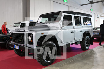 2022-11-18 - Land Rover Defender passo lungo - MILANO AUTOCLASSICA 2022 - NEWS - SOCIETY