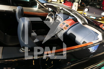 2022-11-18 - Aston Martin cabrio - MILANO AUTOCLASSICA 2022 - NEWS - SOCIETY