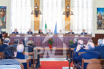 2023-02-13 - table for signing the protocol for confiscated assets - ITALIAN INTERIOR MINISTER MATTEO PIANTEDOSI INAUGURATES A NEW DIA CENTER IN CATANZARO - NEWS - CHRONICLE