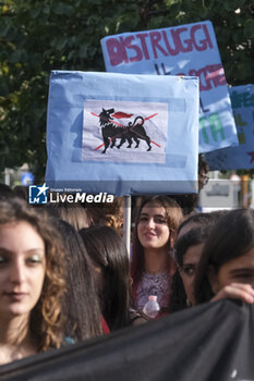 2023-10-06 - Friday For Future, students, associations, movements, in the square to demonstrate against climate change in Naples on October, 8 2023. - FRIDAY FOR FUTURE DEMONSTRATION IN NAPOLI - NEWS - CHRONICLE