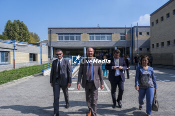 2023-10-11 - The Meloni government's minister of education and merit, Giuseppe Valditara, signs the Agenda Sud protocol in Caivano, which provides aid to local schools. - GIUSEPPE VALDITARA IN CAIVANO - NEWS - CHRONICLE