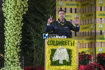 2023-12-07 - Ettore Prandini is Coldiretti's national president, spoke in Naples at the Coldiretti Village with more than 200 stands, including 100 with typical products of the land and other Italian specialties - COLDIRETTI VILLAGE IN NAPLES WITH ANTONIO TAJANI - NEWS - CHRONICLE