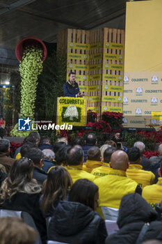 2023-12-07 - Ettore Prandini is Coldiretti's national president, spoke in Naples at the Coldiretti Village with more than 200 stands, including 100 with typical products of the land and other Italian specialties - COLDIRETTI VILLAGE IN NAPLES WITH ANTONIO TAJANI - NEWS - CHRONICLE