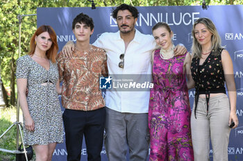 2023-06-26 - Serena Tateo, Tiziano Russo and Isabella Aguilar during the Photocall of the film Noi Anni Luce at Casa del Cinema, 26 June 2023, Rome, Italy. - PHOTOCALL FILM NOI ANNI LUCE - REPORTAGE - CULTURE