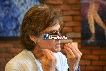 2023-05-23 - Ronn Moss during the presentation of his latest album Surprise Trip Love, at Jazz Cafe, May 23rd 2023, Rome, Italy. - RONN MOSS SHOWCASE - NEWS - EVENTS