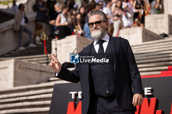 2023-06-19 - Shea Whigham attends the Red Carpet at the Global Premiere of Paramount Pictures' 