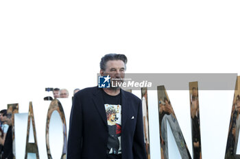 2023-06-25 - William Baldwin attends the red carpet of the 69th Taormina Film Fest - 69TH TAORMINA FILM FEST - NEWS - EVENTS