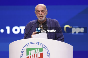 2023-09-29 - Tony Capuozzo, is an Italian journalist, writer and television presenter during the Forza Italia congress in Pestum September 29, 2023. - ITALY:  BERLUSCONI DAY, CONVENTION FORZA ITALIA  - NEWS - EVENTS