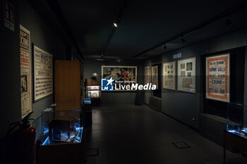 2023-11-04 - detail of the exhibition - A ME  GLI OCCHI - MAGHI, FORZUTI, ILLUSIONISTI, FACHIRI E CINEMA - NEWS - EVENTS