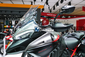 2023-11-07 - Details of Ducati Multistrada V4S Grand Tour exposed at 80th edition of EICMA - Milan International Exhibition of Cycle and Motorcycle at Rho Fair on November 7, 2023, Rho - Milan, Italy. - EICMA - 80TH EDITION OF INTERNATIONAL CYCLE AND MOTORCYCLE EXHIBITION - NEWS - EVENTS