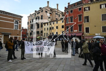 2023-03-25 - Anarchists` demostation in favour of Juan and Alfredo Cospito, 25 March 2023, Venice, Italy. - ANARCHISTS' DEMOSTRATION IN FAVOUR OF JUAN AND ALFREDO COSPITO - REPORTAGE - EVENTS