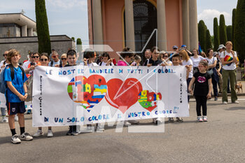 2023-05-07 - Banners made from the schools - BERGAMO-BRESCIA IN CAMMINO - REPORTAGE - EVENTS