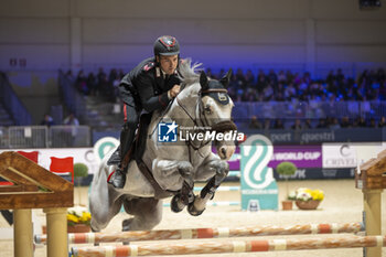 2023-11-10 - EMANUELE GAUDIANO ITA - Jumping Verona - 2023 Longines FEI Jumping World Cue
Prize BANCA PASSADORE CSI5*-W - against the clock - 1.50 m
Int. jumping competition against the clock
Table A, FEI Art. 238.2.1 Height: 1.50 m Friday, 10.11.2023 - 14.15 hrs - FIERA CAVALLI - HORSE FAIR - REPORTAGE - EVENTS