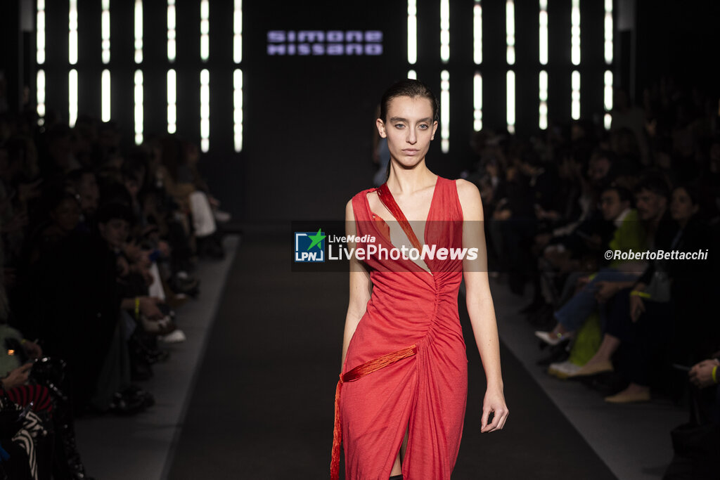 ROME IS MY RUNWAY #2 - ALTAROMA FASHION WEEK - NEWS - FASHION