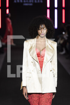 2023-02-01 - Annagiulia Firenze collection presented during Altamoda fashion runway on Febraury 1, 2023 at Pratibus District in Rome, Italy - ROME IS MY RUNWAY #2 - ALTAROMA FASHION WEEK - NEWS - FASHION