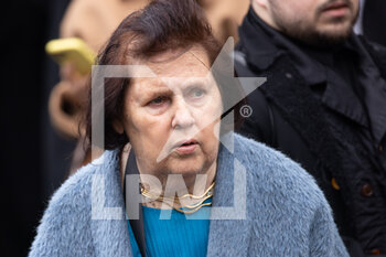 2023-02-22 - Suzy Menkes is seen during the Milan Fashion Week Womenswear Fall/Winter 2023/2024 on February 22, 2023 in Milan, Italy. - FENDI - CELEBRITY AT THE SHOW  - NEWS - FASHION