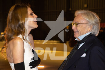 24/02/2023 - Anna Dello Russo and Diego Della Valle are seen on the front row after the Tod's fashion show during the Milan Fashion Week Womenswear Fall/Winter 2023/2024 on February 24, 2023 in Milan, Italy. ©Photo: Cinzia Camela. - TOD'S FASHION SHOW AND GUESTS - NEWS - MODA