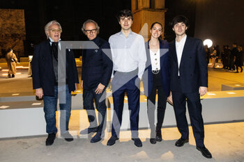 24/02/2023 - Diego and Andrea Della Valle, Leonardo Della Valle, Margherita and Filippo Della Valle are seen on the front row of the Tod's fashion show during the Milan Fashion Week Womenswear Fall/Winter 2023/2024 on February 24, 2023 in Milan, Italy. ©Photo: Cinzia Camela. - TOD'S FASHION SHOW AND GUESTS - NEWS - MODA