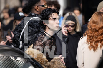 25/02/2023 - People outside the Dolce & Gabbana fashion show during the Milan Fashion Week Womenswear Fall/Winter 2023/2024 on February 25, 2023 in Milan, Italy. ©Photo: Cinzia Camela. - DOLCE & GABBANA CELEBRITY AND STREET STYLE - NEWS - MODA