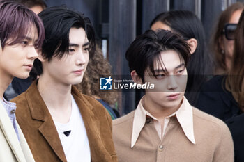 2023-09-21 - Enhypen band members (L-R) Heeseung, Sunghoon and Sunoo, arrive at the Prada fashion show during the Milan Fashion Week Womenswear Spring/Summer 2024 on September 21, 2023 in Milan, Italy. ©Photo: Cinzia Camela. - PRADA - CELEBRITY - MILAN FASHION WEEK - WOMENSWEAR SPRING/SUMMER 2024 - NEWS - FASHION