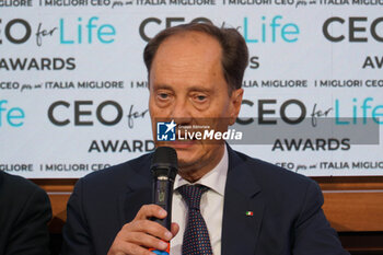 2023-10-18 - Luca Ciriani, minister for relations with Parliament in the Meloni government - CEO FOR LIFE AWARDS ITALIA 2023 - NEWS - POLITICS